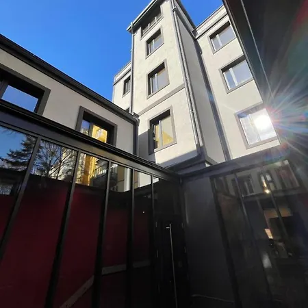 Art 158 Hotel
